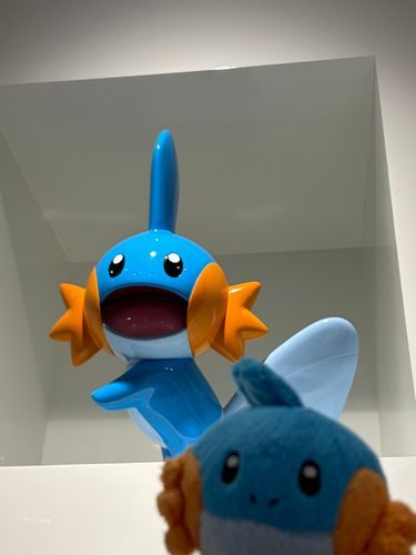 おくち　あーって　してるね！