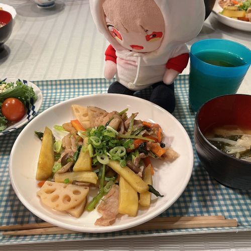 蓮根とお肉炒めだよ！