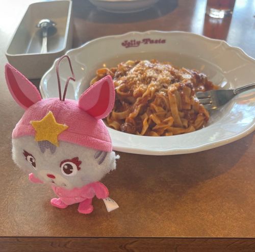 ジョリーパスタでボロネーゼを食べたよ
ドリンク何杯も飲んだよ！