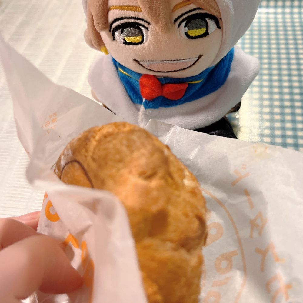 シュークリームやで！