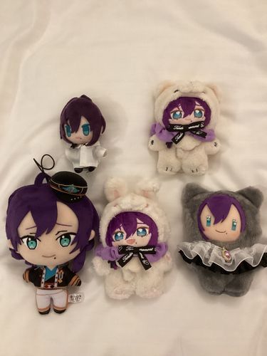 今日は夏の旅行の初日ですぅ♪明日はディズニーシーに行きます…新しい仲間も増えましたぁ😊　まよぬ🐻とまよぬ🐰とまよぬ📱とまよぬ👔とまよぬ🎮です