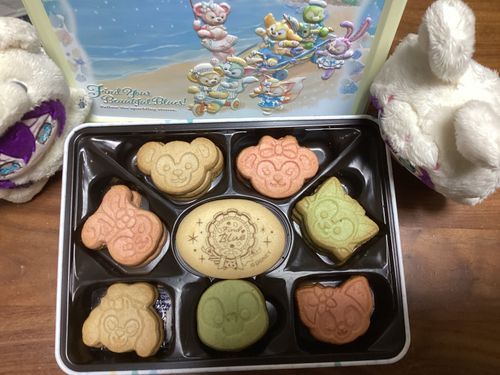 ディズニーのお土産ですぅ
美味しそうですねぇ♪
