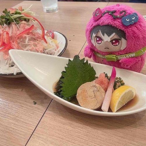 はじかみ(しょうがの)ピンク色にシンパシーを感じるモンモモ