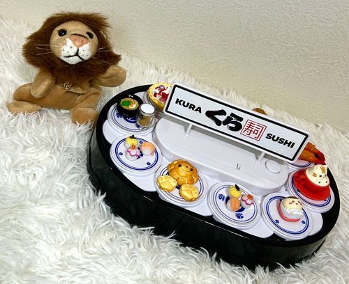 レオ「おうちでくら寿司を楽しんだぞ🍣」