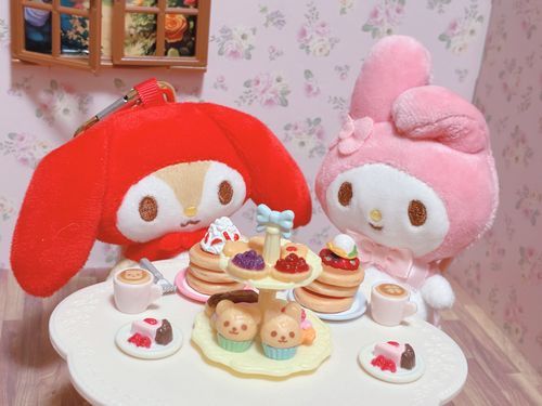 めろぉくん　おたんじょうび　おめでとう♪
いっしょに　パーティーを　したの🎂