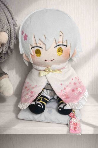 実はお友達のわんぱくな鶴さんに
お土産を買ってきてたんだぜ！
桜のお守りにあってるぜ🌸