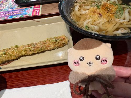 ちいかわ映画3回目☀️
うどん+ちくわ天