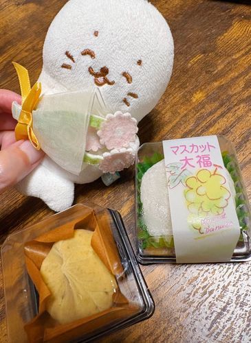 大福＆栗きんとん🌰
和菓子の魅力に大人になってから気づく
