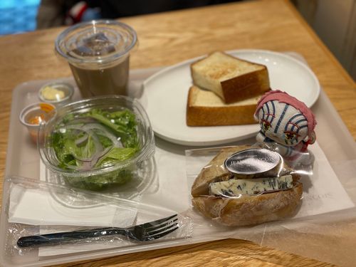 朝ごパンとはぐ座
