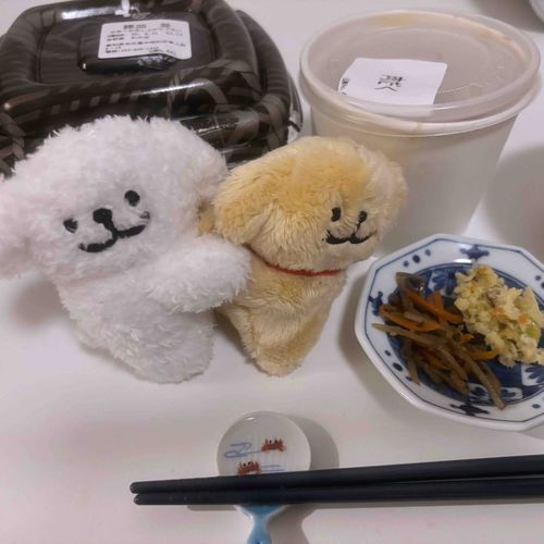 頭痛すぎてしぬ、、、、🫠
