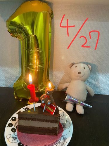 ついに....！！
おいらの誕生日ーー！！
1歳になった！！
ケーキ、うまかった！！！

一昨日からのカウントダウンは誕生日へのカウントダウンだぞ！！