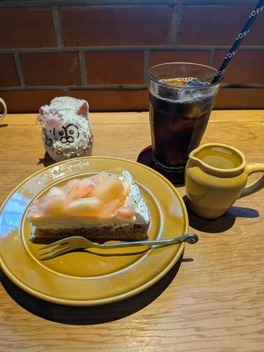 こーちゃともものたるとチワ🥧
チワいろチワからチワの！