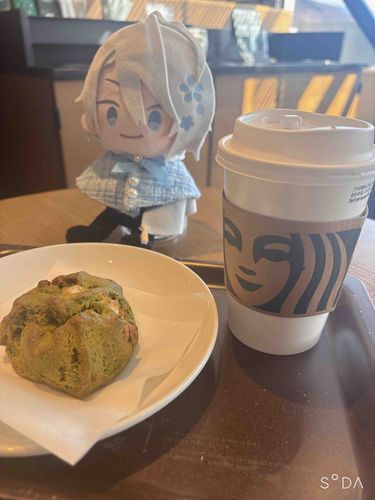 主は何を飲んでいるのかな
…ちゃい？
それは…美味しいのかな？