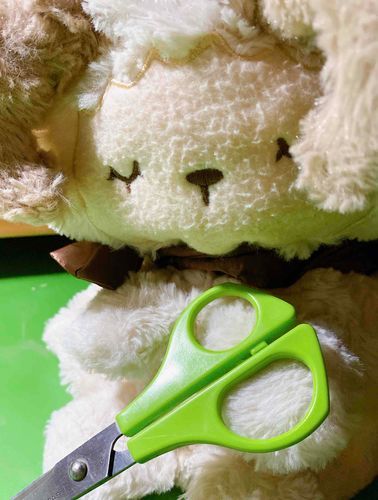 ご主人様が無事にお風呂から出てきて良かったわ☺️
そういえばご主人様前髪伸びてきたんじゃないかしら？
そろそろ切ってあげないと…