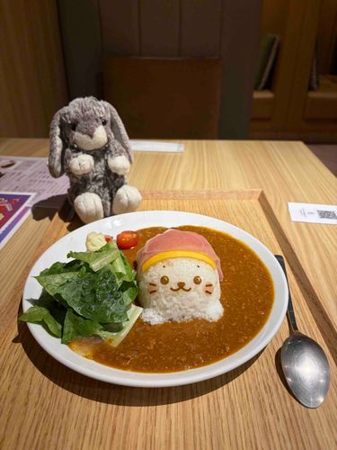 コラボカフェに行った！しろたん可愛くて食べれないよ〜💦