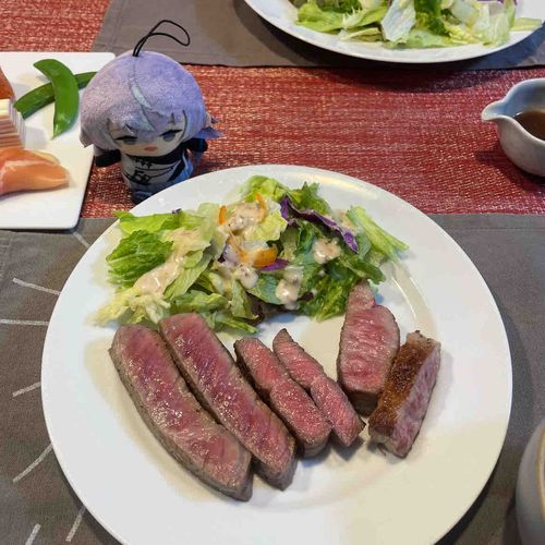 お肉うまうまだね🥩