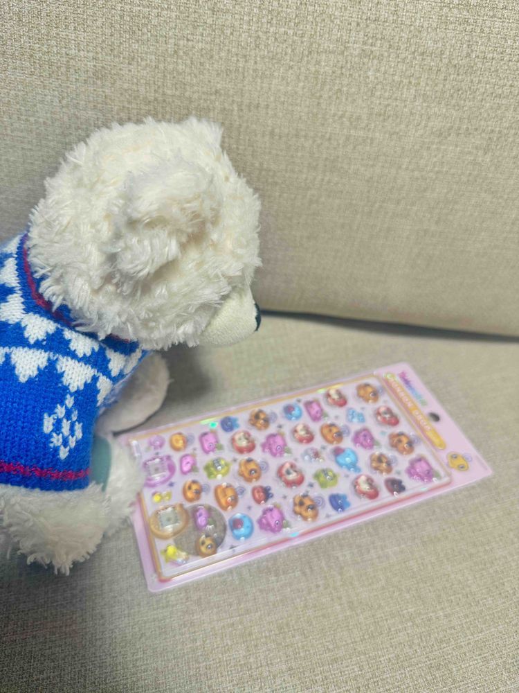 じゃじゃん
ごんのあたらし、しーる
ままが、ちゅーせん？てやちゅで、あてた
ぷくぷくしーる、しゅごくだいじ
つやつや、ぴかぴか、むふー🐻‍❄️✨
ごんのしるちょに、ぺたんしとく🐻‍❄️🌼