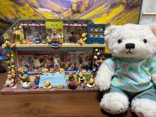 じゃじゃん🐻‍❄️
ままが、しゅごいのかてきた
だれかのおうちでちゅかわれてたやちゅ、つぎのひとにどうぞしゅるおみせで、かたてゆてた
くましゃんがいぱいいる、おさしんいれるやちゅ
まま、くましゃんのおさしんいれに、てじーべあむーじあむで、ぱしゃしたくましゃんのおさしんいれた
くましゃんいぱいになた🐻‍❄️