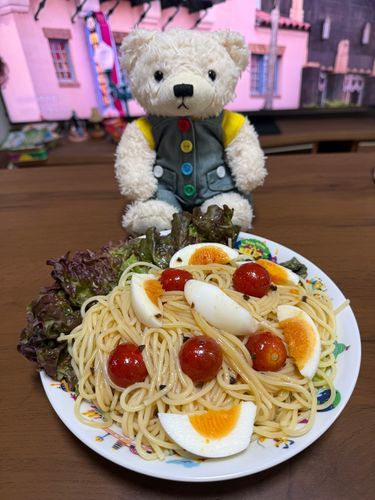 きょの、おひるごはん、ひやひや、すれぱっき
ぴえとろ、ていう、ちょといいどれしんぐ、かけた
ひやひや、おいし🐻‍❄️🍝