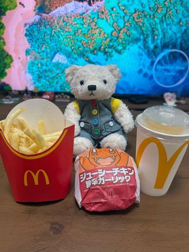 しゃいきんの、ぜーたく
いこめは、まっく
ひとかげしゃんの、からからちきん、おいしかた🐻‍❄️🔥
ぽてとは、いちゅも、いちばんおっきの🐻‍❄️
にこめは、かるじー
しゅいかじゅーしゅと、はりぼのぐれぷふるちゅ
しゅいかじゅーしゅ、ほんとにしゅいかだた🐻‍❄️🍉
ざらざらして、おいしかた
はりぼは、あんまししゅぱくなくて、おいしかた🐻‍❄️🍊