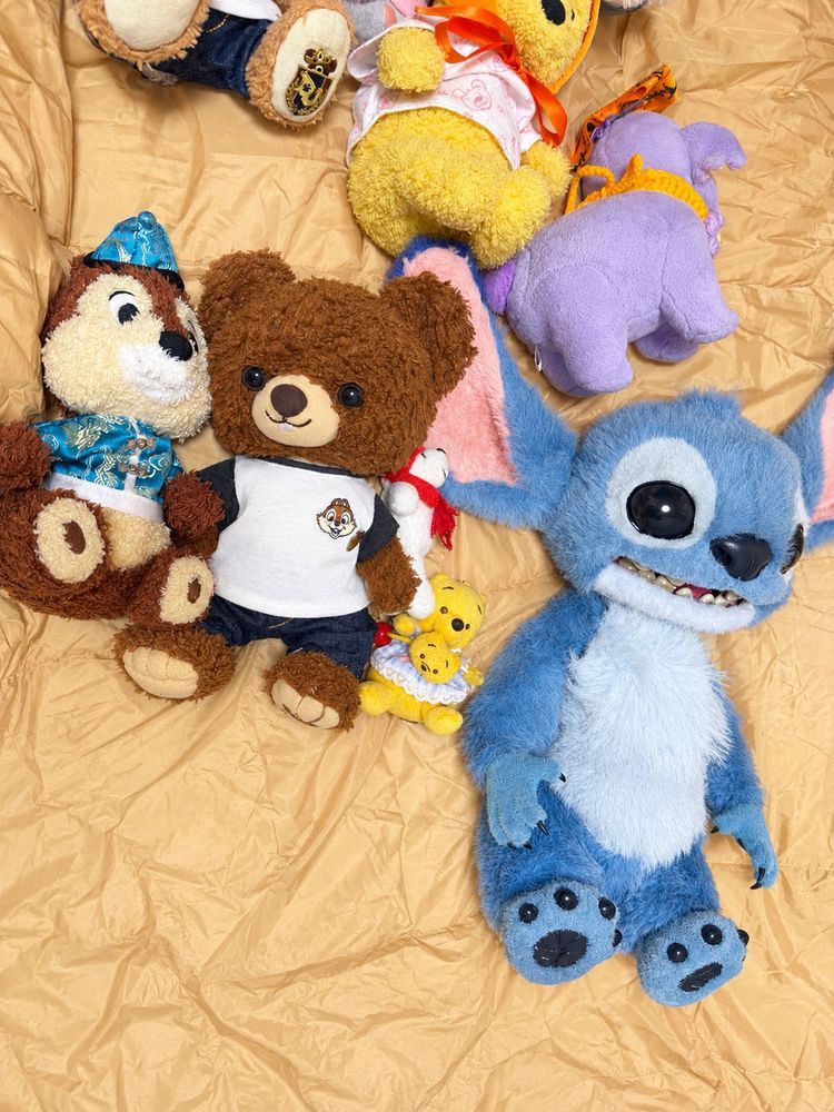 みんな、あめざざ、だいぞぶ🐻‍❄️？
ごんたち、にかいでねんねした
いちゅも、ごんたち、いっかいのそはーで、ねんね
あめざざだから、とーきょ？のえらいひと、にかいでねなしゃい、てゆた
だから、ごんたち、にかいで、ままのとなり、きゃんぷのおふとんひいて、ねんね
ちょとせまかた
でも、おとまりかいみたい、たのしかた🐻‍❄️
みんな、あめざざ、きをちゅけて🐻‍❄️☔️