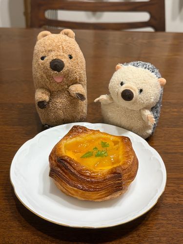 あさは ぱん🎶ぱん ぱ ぱん🎶
おおきなおくちで🎶ぱんをたべれば🎶おなかのそこからちからがわくよ🎶