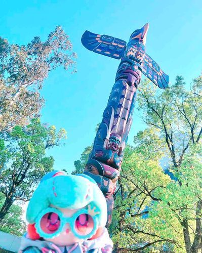みんぞくがく博物館にいってきました！これはトーテムんポール？です。カッコイ〜✨