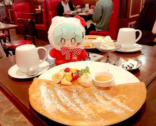 見てください、これは…世界イチうまいくれーぷです🍴