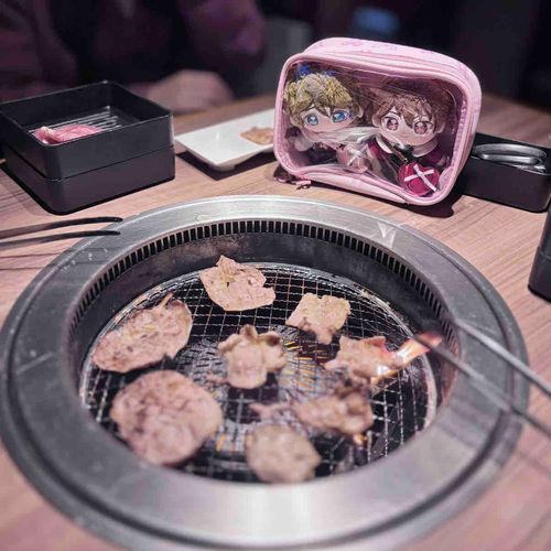 ぬいたちは食べちゃだめだよー
