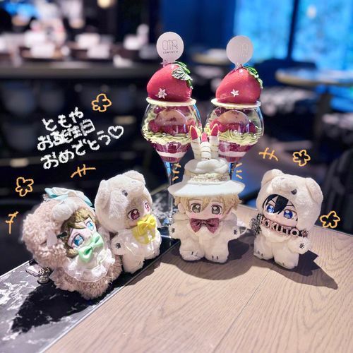 ともちんのたんじょうびをおいわいしたときのしゃしんです♩
ほくとちんもきてくれて とってもうれしそうでした！♡