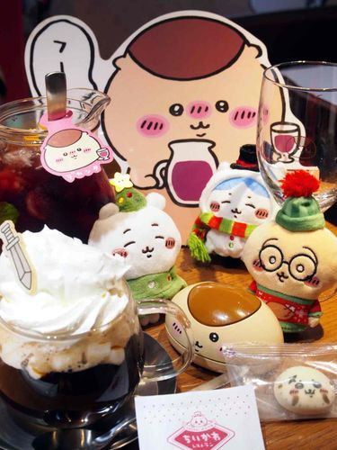 レストランのドリンク ！
みんなで仲良く分けよっ


ちいかわレストラン
ラッコのホッとウインナーコーヒー
くりまんじゅうのデカンタサングリア