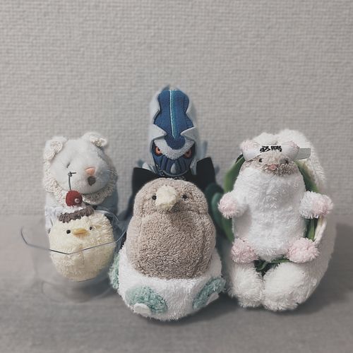 真夜中の美味しそう三銃士が現れた！🍮🍰🥪✨️