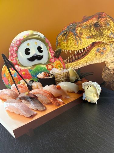 ぼくちゃんおすすたびる！！
あれ？食べれない！！絵かぁ、、！