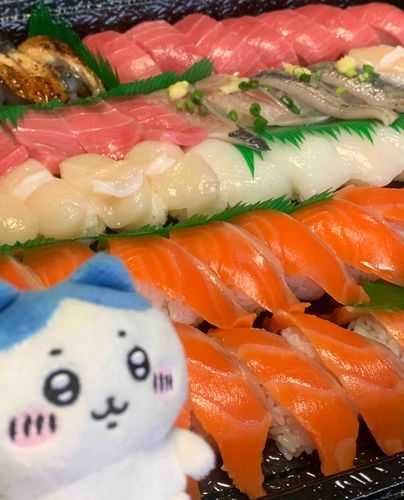 すしハチ