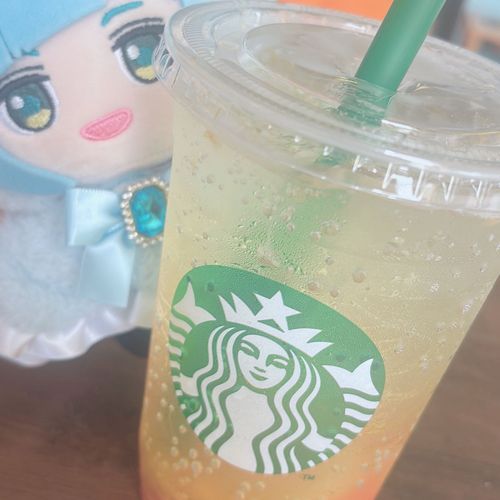 スタバとみわちゃ👍🏻ᖛ ̫ ᖛ )