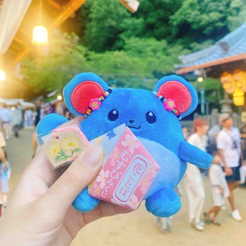 おともだちとなつまつり🏮
かわいいおみくじをみんなでひいたらすてきなおまもりでてきたりる🌼