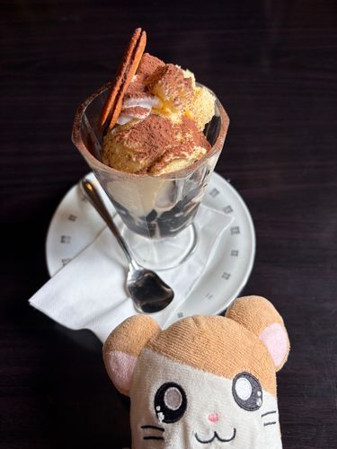 おうちにまだアイス20個くらいあるのに食べに行っちゃったのだ〜💦