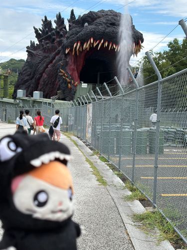 こんにちは❕淡路島出身のゴジハムです、なのだ❕ハム太郎くんにニジゲンノモリを案内したのだ❕