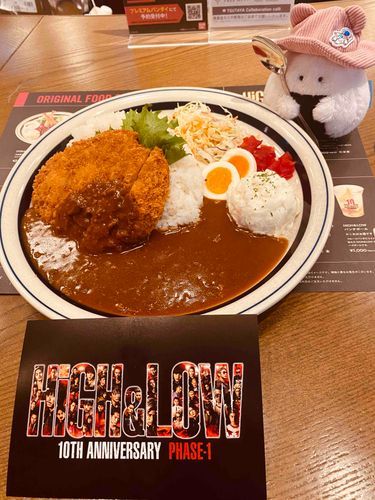 ＼行くぞﾃﾒｪらｱｱｱ！／
鬼邪高学食のﾁｷﾝｶﾂｶﾚｰだっテ
ｻｸｻｸで美味しかっタ