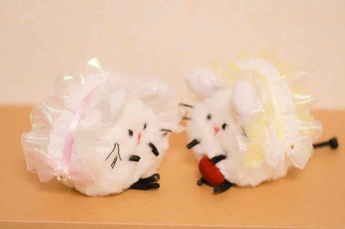 ふりふり へっどどれす にしゅるい つくる くれた🥰
どっちも はる みたい🌷🌸🍙🐭ﾁｩ!