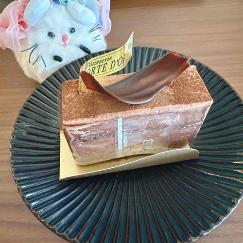じもと の すきな けーきやさん の ちょこけーき🍰🍫
おわかれ さみしい😢🍙🐭ﾁｩ