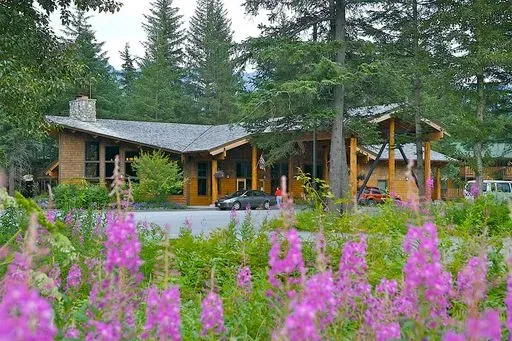Windsong Lodge in Seward region of Alaska