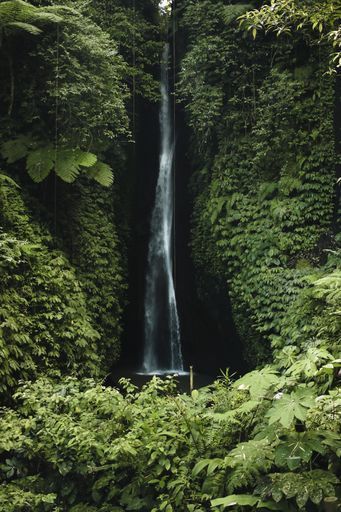 Leke Leke Waterfall activity image