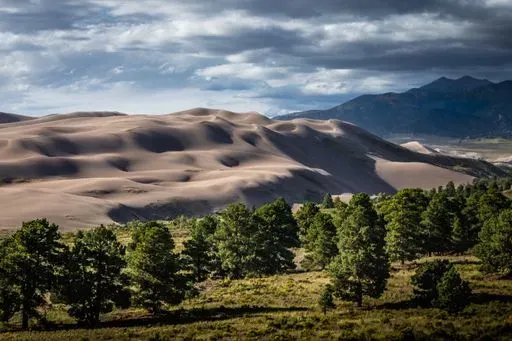 Medano Pass preview image