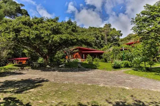 Arco Iris Lodge preview image