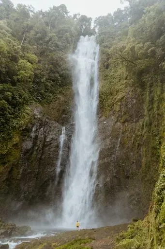 Cascada Pozo Azul in San José region of Costa Rica