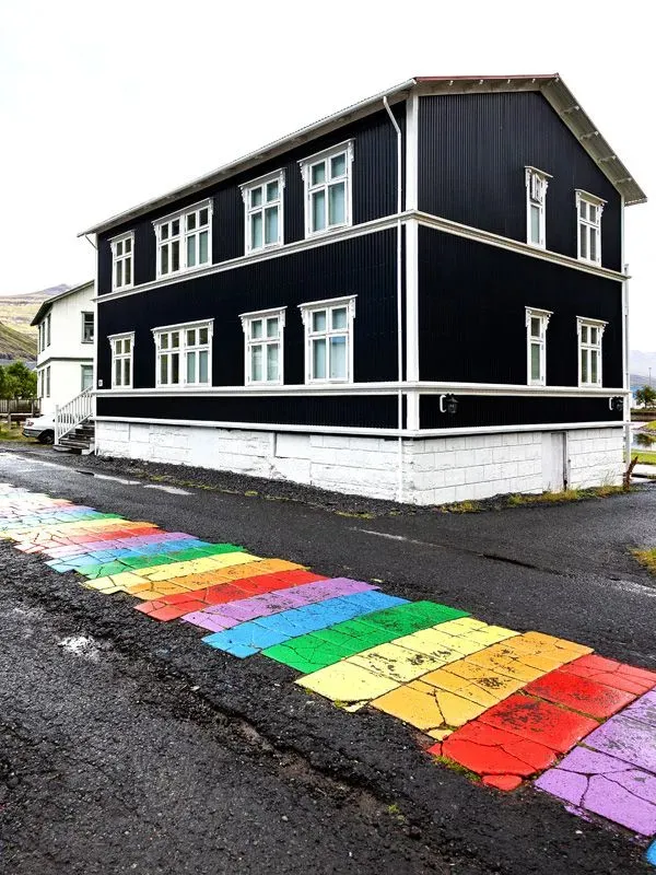 Við Lónið Guesthouse