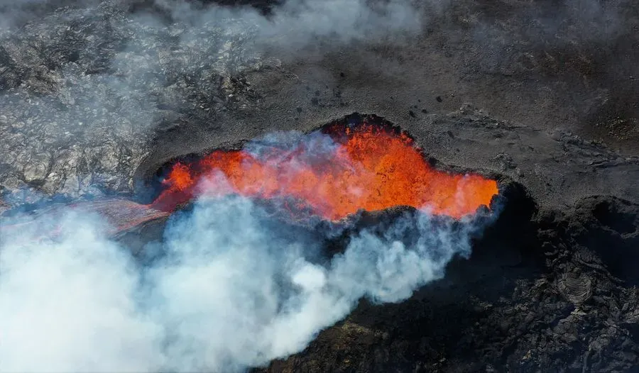 Litli Hrútur Volcano Hike, Reykjavík, Iceland · view 2