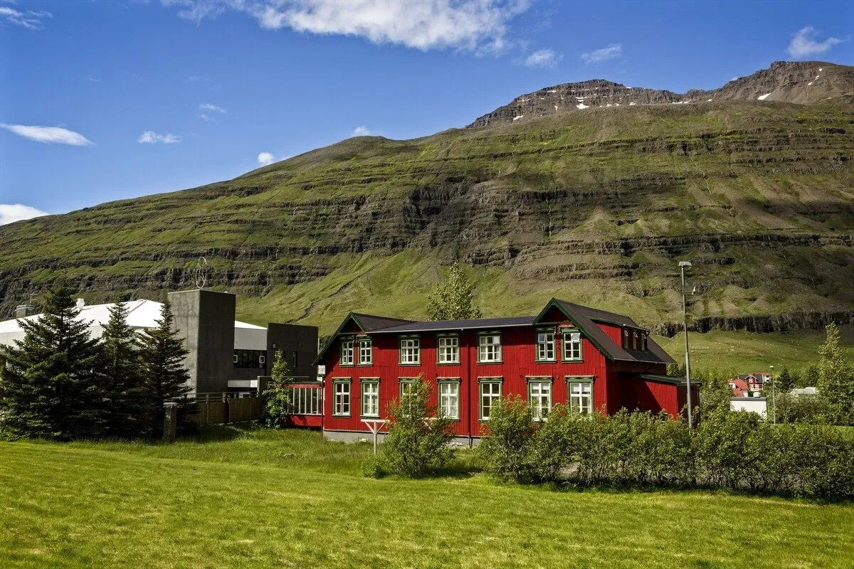 Hafaldan HI Hostel