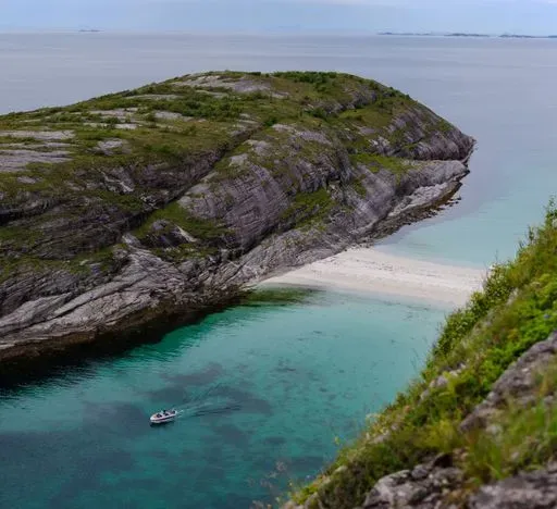 Hovdsundet Beach in Bodø region of Lofoten Islands